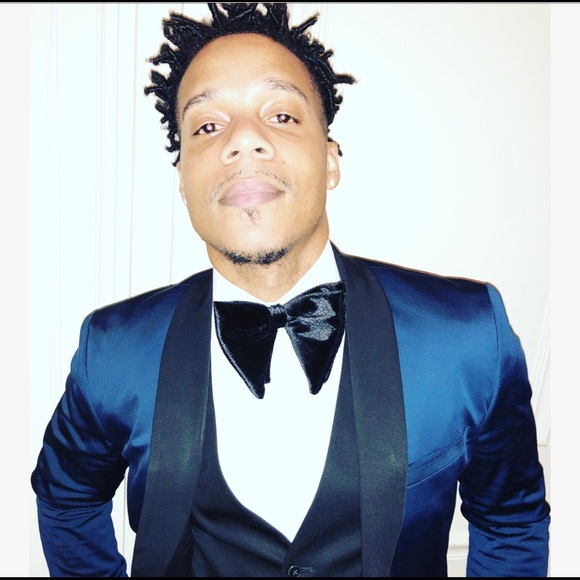 Meet your Posher, Jon - Picture 3 of 3